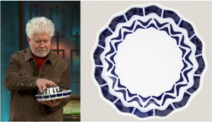 Cuando la tradición se cuela en el prime time: la fuente de Sargadelos en La Revuelta con Almodóvar