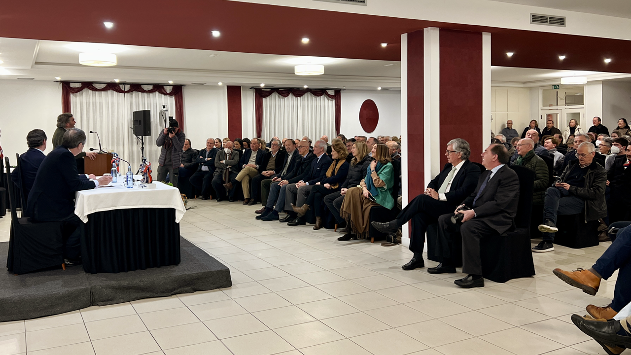 foros de debate en la funcdacion sargadelos